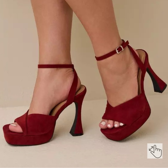 torrid Shoes - NWT Torrid Size 8.5W Red Platform Heels